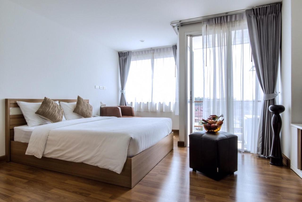 Winner Serviced Apartment Si Maha Phot Exteriör bild
