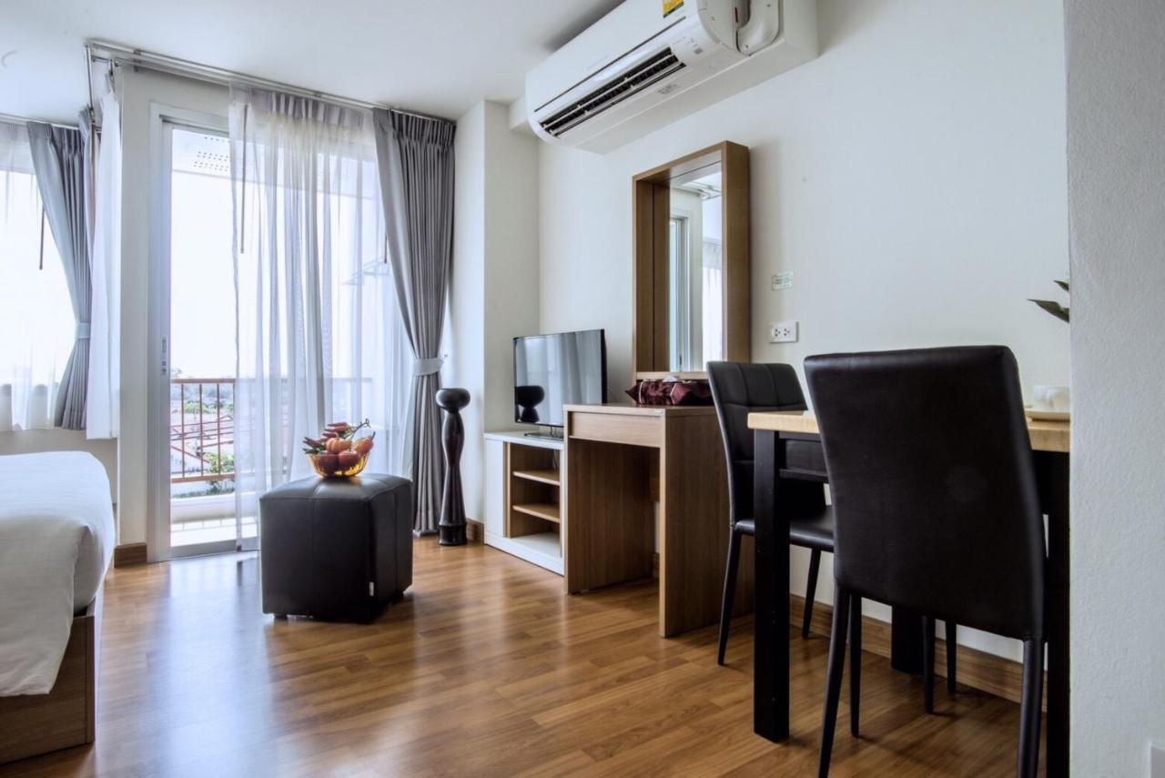 Winner Serviced Apartment Si Maha Phot Exteriör bild