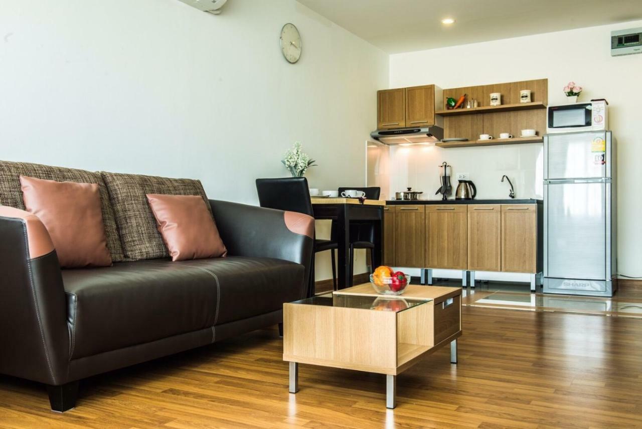 Winner Serviced Apartment Si Maha Phot Exteriör bild