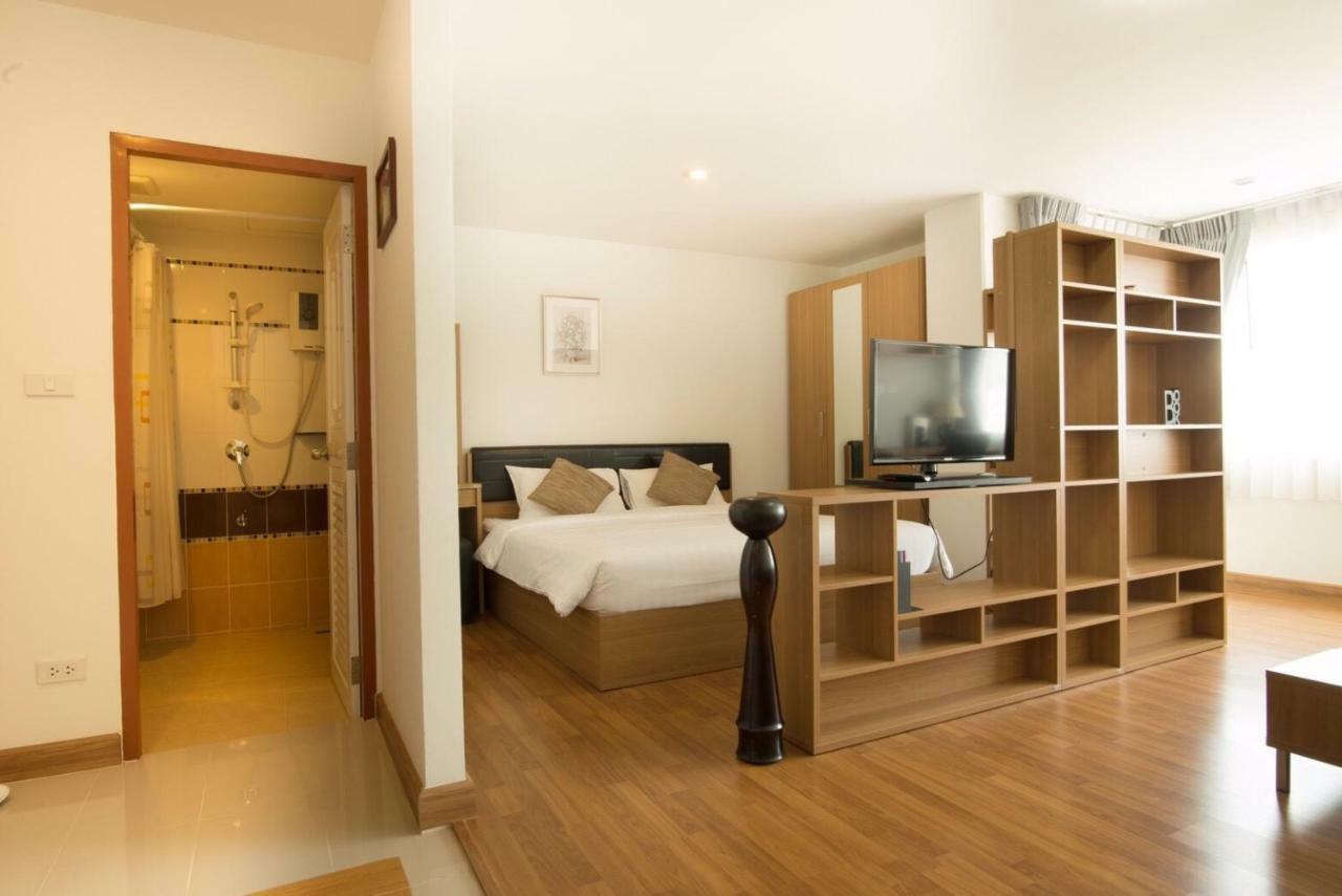 Winner Serviced Apartment Si Maha Phot Exteriör bild